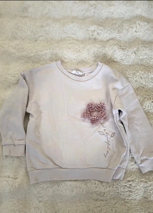 Pull Mango, marque: Mango, état: Très bon état, taille: 3 ans / 98 cm, 5,50 €, 6,48 € Protection acheteurs incluse