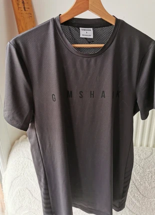 t-shirt oversize, marque: Gymshark, état: Très bon état, taille: S, 8,00 €, 9,10 € Protection acheteurs incluse