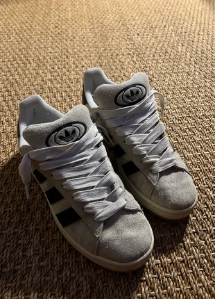 Chaussures Adidas campus, marke: adidas, zustand: Sehr gut, größe: 43, 34,90 €, 37,35 € inklusive Vinted-Käuferschutz