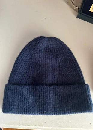 Cappello in lana Calliope, brand: Calliope, condizioni: Nuovo senza cartellino, taglia: S, €2.00, €2.80 include la Protezione acquisti