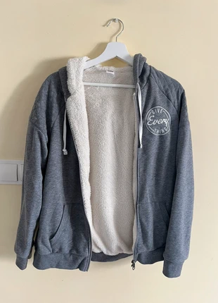 Chaqueta, marque: Decathlon, état: Très bon état, taille: M, 5,00 €, 5,95 € Protection acheteurs incluse