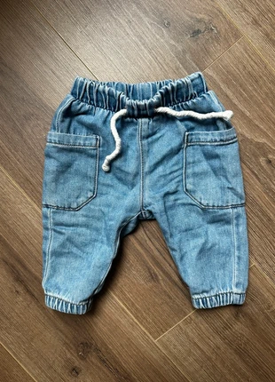 Jean bébé Tape à l’œil – 6 mois, merk: Tape à l'œil, staat: Heel goed, maat: 6-9 maanden / 68 cm, € 5,00, € 5,95 inclusief Kopersbescherming