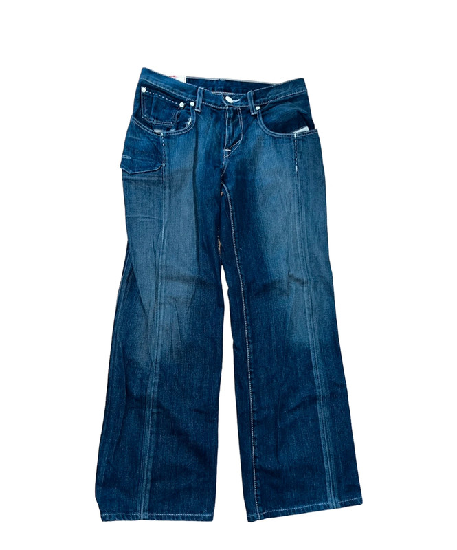 levi s flared levis jeans dzwony szerokie nogawki wide leg y2k 00s couqette lana del rey doll