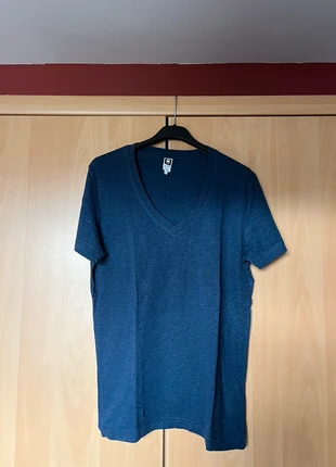 T-shirt Col V Raw, brand: RAW, condition: Very good, size: S, €4.00, €4.90 includes Buyer Protection