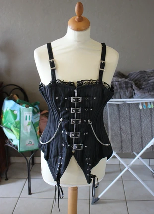 Corset gothique, condizioni: Ottime, €25.00, €26.95 include la Protezione acquisti