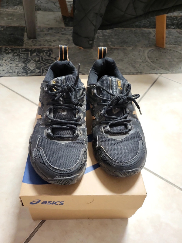 Asics gel t 37 noir dor Vinted