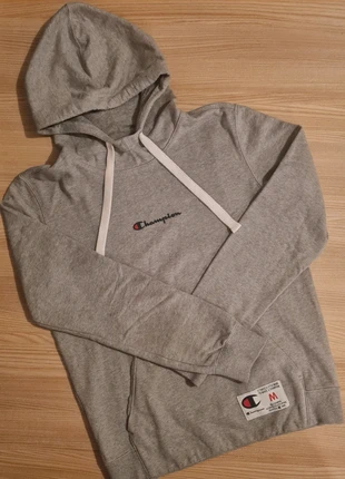 Hoodie gris Champion taille M homme, marque: Champion, état: Neuf sans étiquette, taille: M, 20,00 €, 21,70 € Protection acheteurs incluse