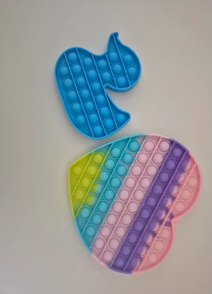 Lot de 2 Pop It parfaits pour s’amuser et se détendre !, brand: POP IT, condizioni: Nuovo senza cartellino, taglia: Taglia unica, €10.00, €11.20 include la Protezione acquisti