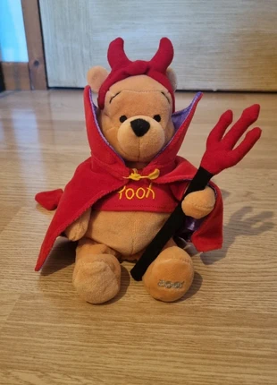 Peluche Winnie diable, merk: Disney, staat: Heel goed, maat: Universeel, € 9,00, € 10,15 inclusief Kopersbescherming