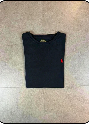 T-shirt Polo Ralph Lauren noir – Taille M – Logo rouge brodé, marca: Ralph Lauren, estado: Muito bom, tamanho: M, €25.00, €26.95 inclui Proteção do Comprador
