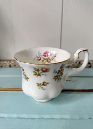 Prachtig! Kop en schotel Royal Albert Bone China England, marque: ROYAL ALBERT, état: Très bon état, 4,50 €, 5,43 € Protection acheteurs (Pro) incluse
