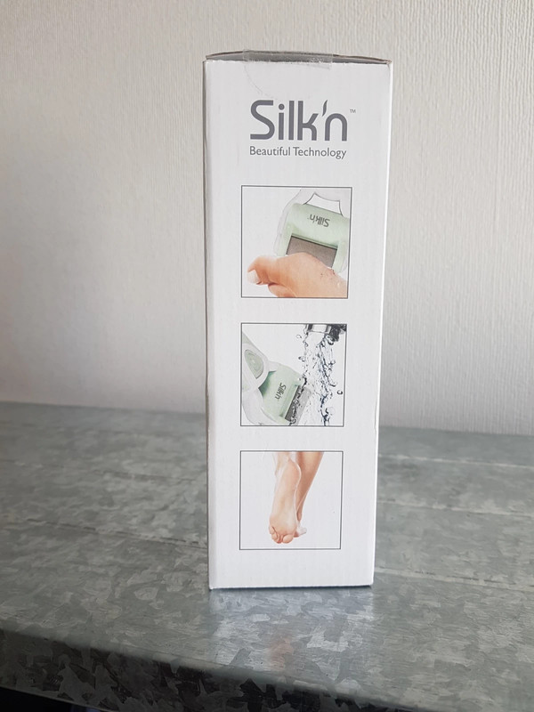 Silk\'n (70€) MicroPedi anti-callosités Râpe & Vinted Dry | Wet