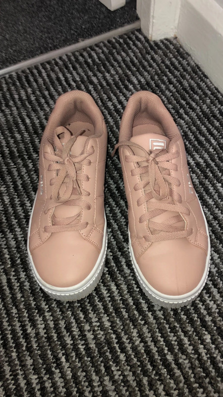 Fila pink shoes size 5 Vinted