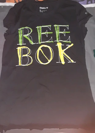 T shirt , marke: Reebok, zustand: Sehr gut, größe: S, 3,00 €, 3,85 € inklusive Vinted-Käuferschutz