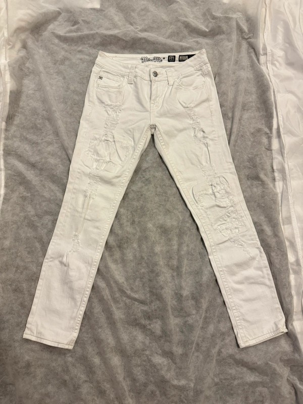 Y2K miss me white distressed jeans 1