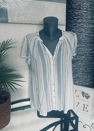 Chemisier élégant Kiabi taille 40 🌿, marque: Kiabi, état: Très bon état, taille: L / 40 / 12, 15,50 €, 16,98 € Protection acheteurs incluse