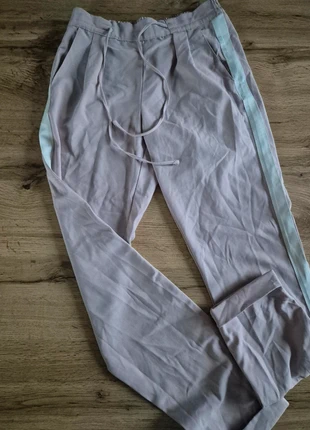 Pantalon fluide rose lilas - Taille XS, merk: Tally Weijl, staat: Heel goed, maat: XS / 34 / 6, € 8,00, € 9,10 inclusief Kopersbescherming