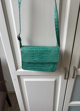 Groene crossbody, merk: Da Vinci, staat: Nieuw zonder prijskaartje, € 5,00, € 5,95 inclusief Kopersbescherming