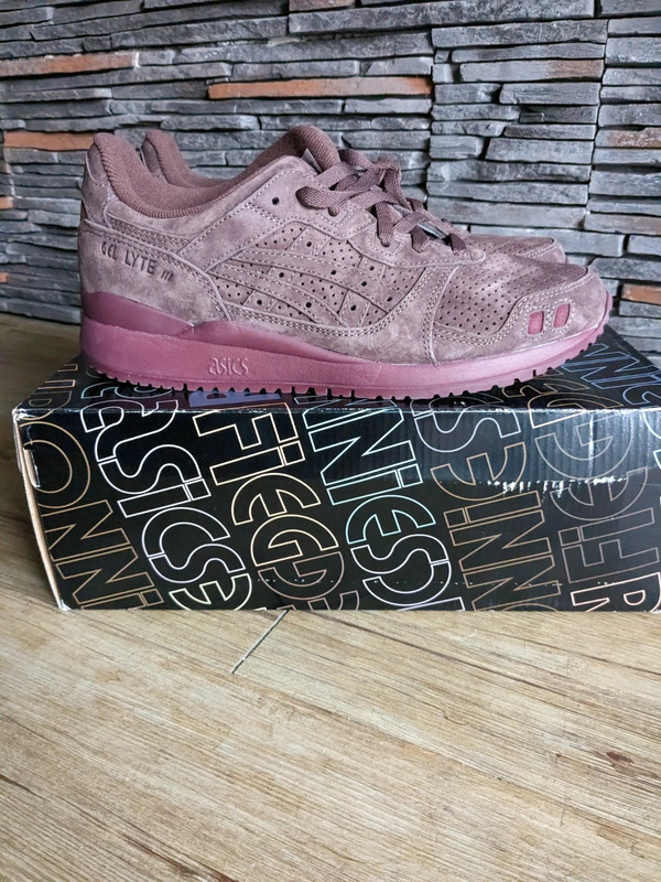 Asics taille sales 42