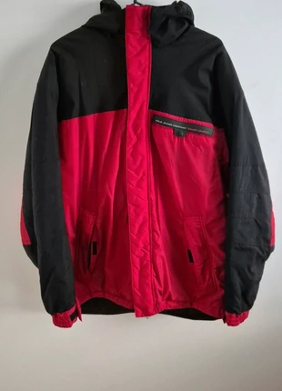 Blouson vintage Raphl Lauren rouge et noire en très bon état, taille M, marque: Ralph Lauren, état: Très bon état, taille: M, 40,00 €, 42,70 € Protection acheteurs incluse
