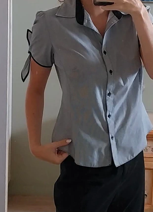 Chemisier gris Marks&Spencer, marque: Marks & Spencer, état: Très bon état, taille: M / 38 / 10, 15,00 €, 16,45 € Protection acheteurs incluse