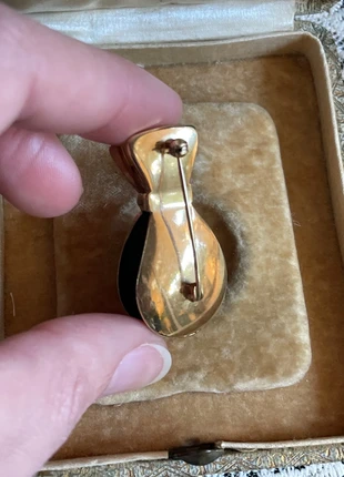 Rare broche plaquée or pince signée Amerikaner vintage velour, marque: Vintage Boutique, état: Très bon état, 15,00 €, 16,45 € Protection acheteurs (Pro) incluse