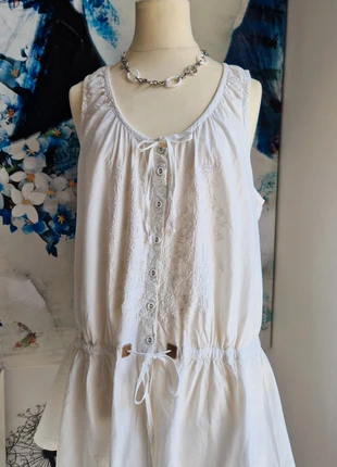 💫 Superbe Top tunique blanche brodée IKKS femme XL 42, brand: IKKS, condition: Very good, size: XL / 42 / 14, €16.90, €18.45 includes Buyer Protection