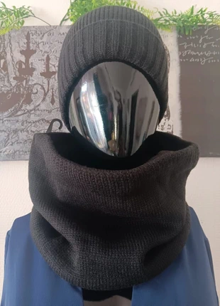 Ensemble bonnet cache-cou noir taille unique femme, marque: Unique, état: Très bon état, 9,95 €, 11,15 € Protection acheteurs incluse