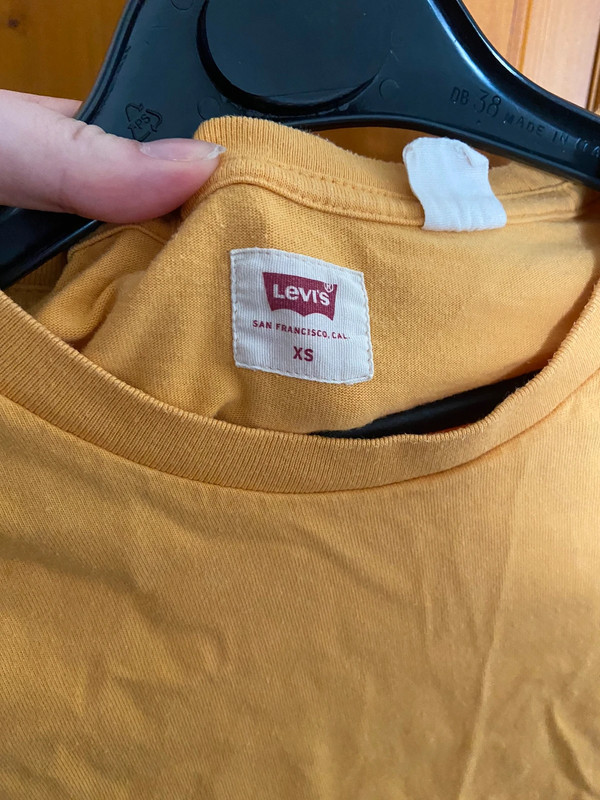 t shirt levi's jaune 3