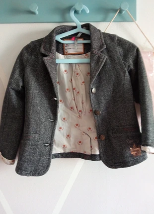 Abrigo elegante Orchestra 3 años, marca: Orchestra, estado: Muy bueno, tamaño: 3 años / 98 cm, 3,00 €, 3,85 € Protección al comprador incluida