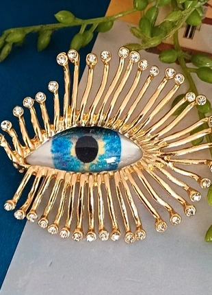 Épingle en forme d'œil tendance fzshion mode defile, marque: Vintage Boutique, état: Très bon état, 5,00 €, 5,95 € Protection acheteurs incluse