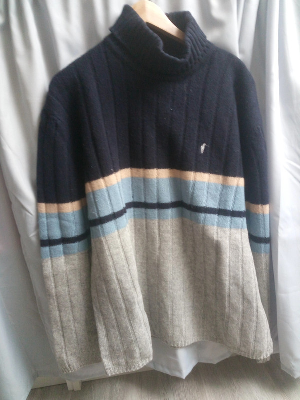 Pull col roulé homme 1