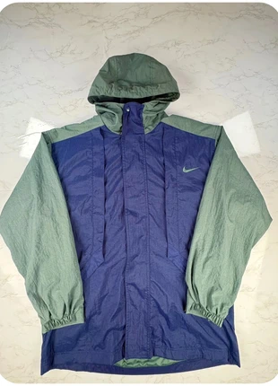 Veste imperméable Nike vintage Vert Homme taille XL SKU252, marke: Nike, zustand: Sehr gut, größe: XL, 45,00 €, 47,95 € beinhaltet Vinted-Käuferschutz Pro