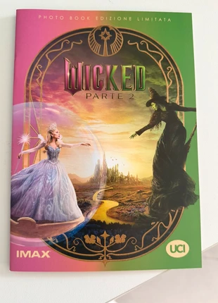 Wicked 2 : For Good - Limited Imax photobook, état: Très bon état, 5,00 €, 5,95 € Protection acheteurs incluse
