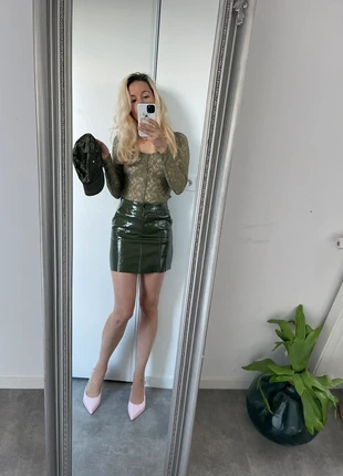 Top en dentelles kaki, état: Très bon état, taille: S / 36 / 8, 25,00 €, 26,95 € Protection acheteurs incluse