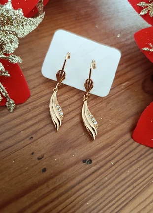 Jolies boucles d'oreilles en forme de feuille zirconium synthétique neuves, marque: Strass, état: Neuf avec étiquette, 5,00 €, 5,95 € Protection acheteurs (Pro) incluse