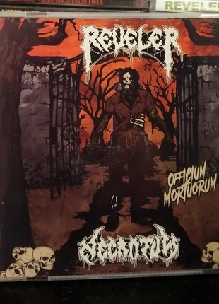 Reveler/Necrotum split CD, condizioni: Nuovo senza cartellino, €9.00, €10.15 include la Protezione acquisti