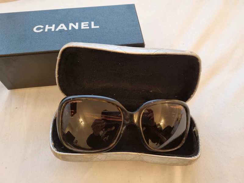 Used clearance chanel sunglasses