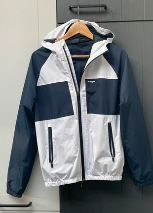 Veste coupe vent/pluie garçon « Ledger » , marque: Kiabi, état: Très bon état, taille: 14 ans / 164 cm, 6,00 €, 7,00 € Protection acheteurs incluse