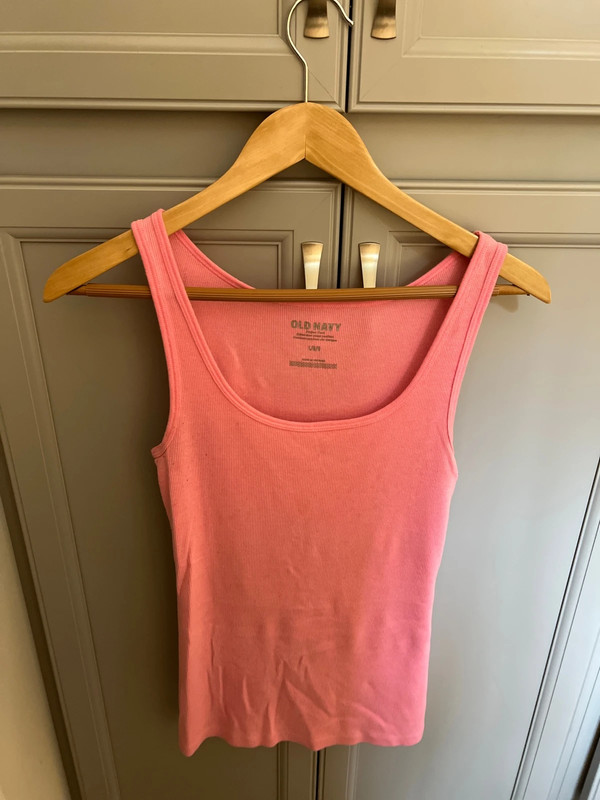 Women’s pink old navy tank top size large euc 3