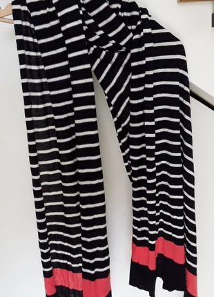 Écharpe rayée noir blanc et corail tex, marque: Texto, état: Très bon état, taille: Taille unique, 5,00 €, 5,95 € Protection acheteurs incluse