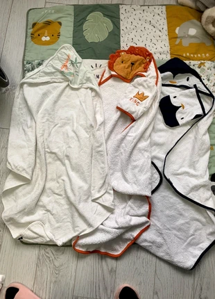 Lot cape de bain, brand: Vertbaudet, condition: Very good, €12.00, €13.30 includes Buyer Protection