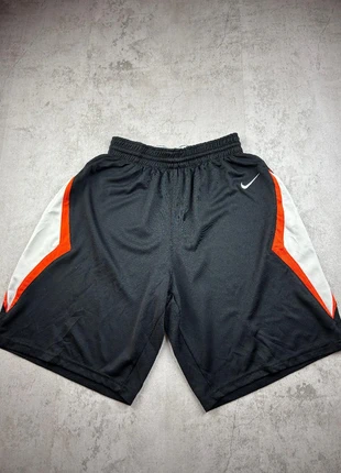 Short de sport Nike Taille S Noir, marque: Nike, état: Très bon état, taille: S, 10,00 €, 11,20 € Protection acheteurs incluse