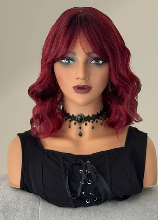 Perruque parruca wig perrücke courte ondulée rouge bordeaux avec frange, marca: givenza, estado: Nuevo sin etiquetas, 18,00 €, 19,60 € Protección al comprador Pro incluida