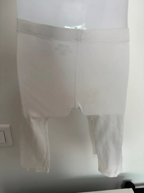 Legging blanc KIABI – Taille 24 mois 🤍 - photo numéro 3
