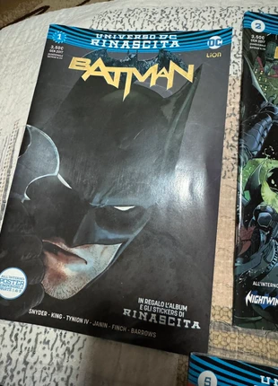 Universo DC Rinascita Batman volumi da 1 a 8 ITA, staat: Heel goed, € 10,00, € 11,20 inclusief Kopersbescherming