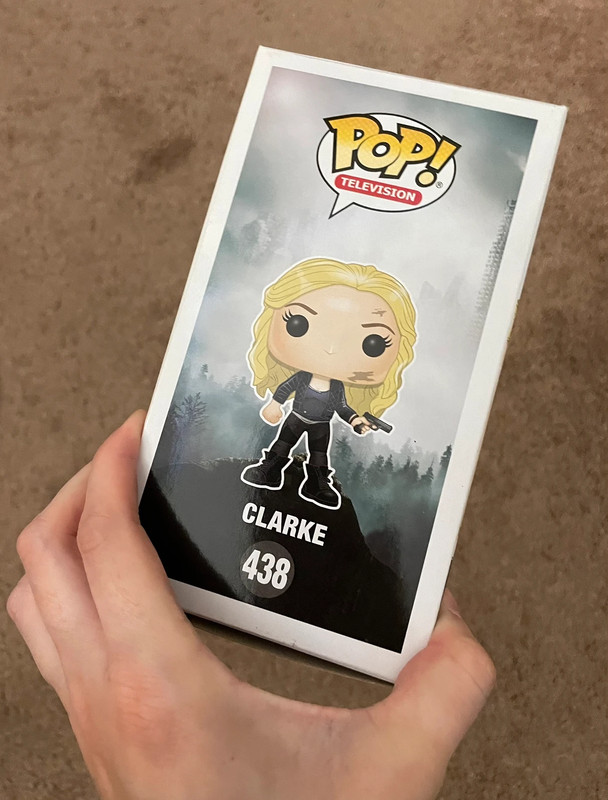 clarke griffin funko pop 4