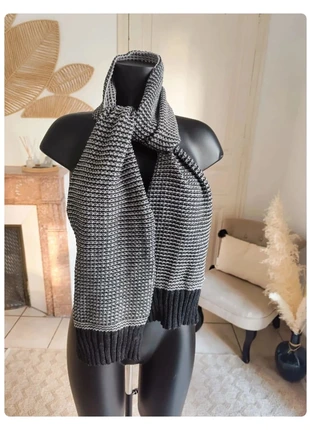 🧣A°84🧣: Écharpe Inside, brand: LAINE, condition: Very good, €3.00, €3.85 includes Buyer Protection