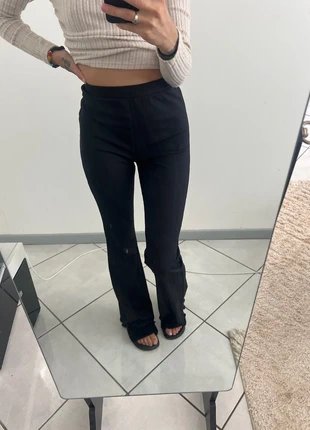 Pantalon patte d’ef, marque: Nelly, état: Neuf sans étiquette, taille: XS / 34 / 6, 3,00 €, 3,85 € Protection acheteurs incluse