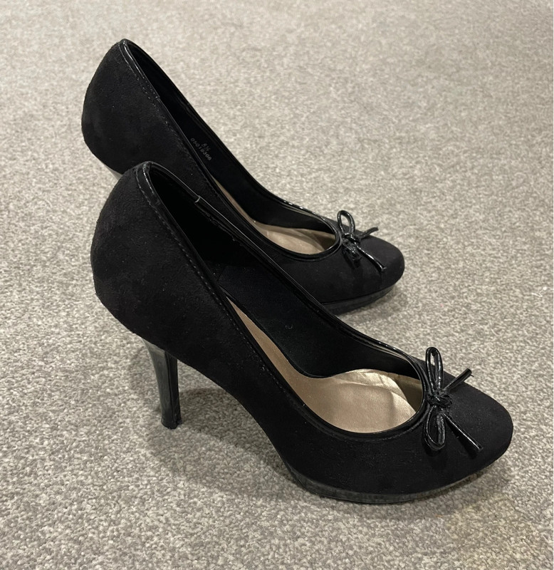 Black heels hot sale size 5.5